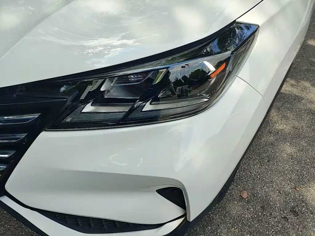 Фото 24 - Changan CS15