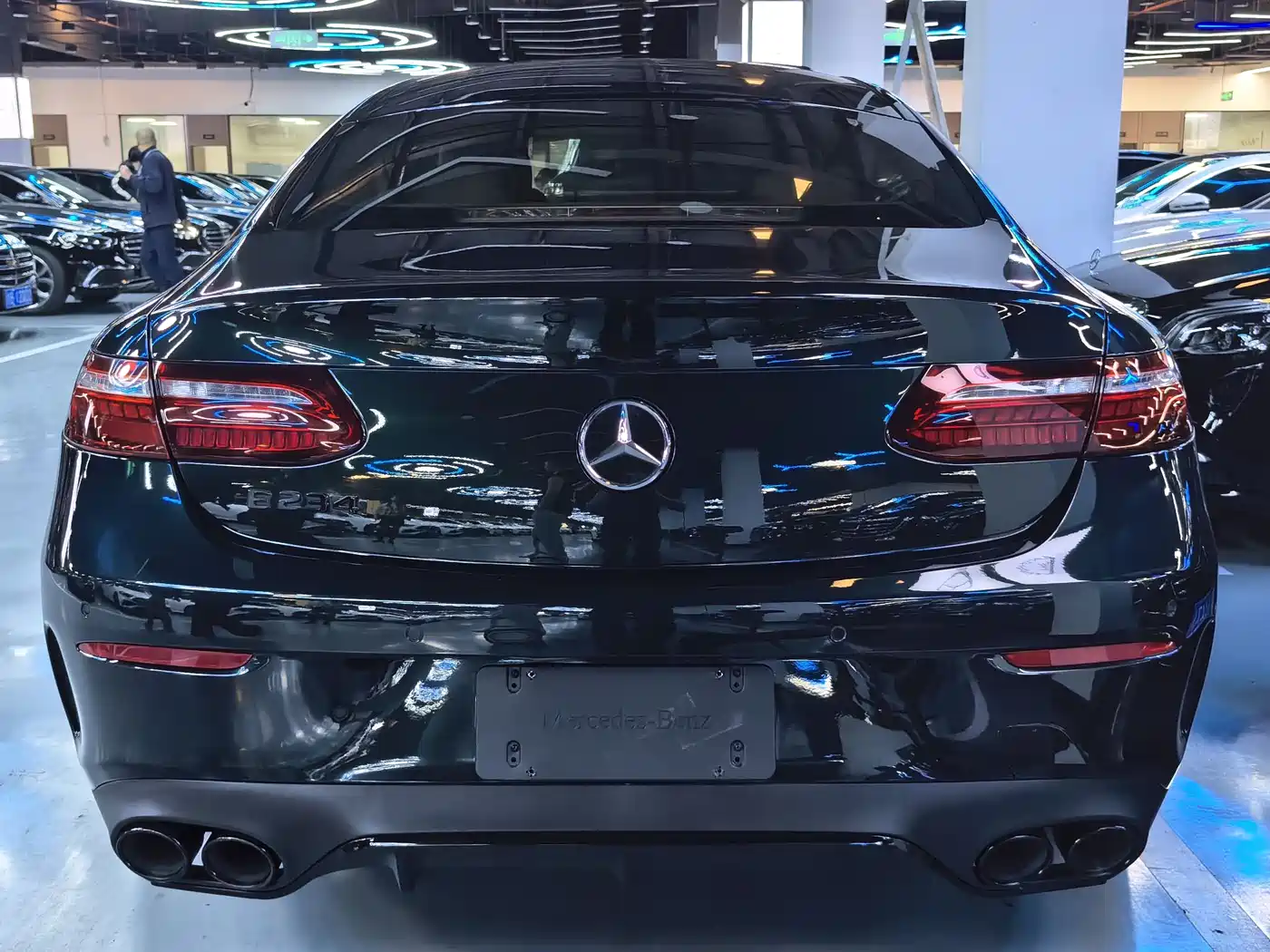 MERCEDES-BENZ E CLASS