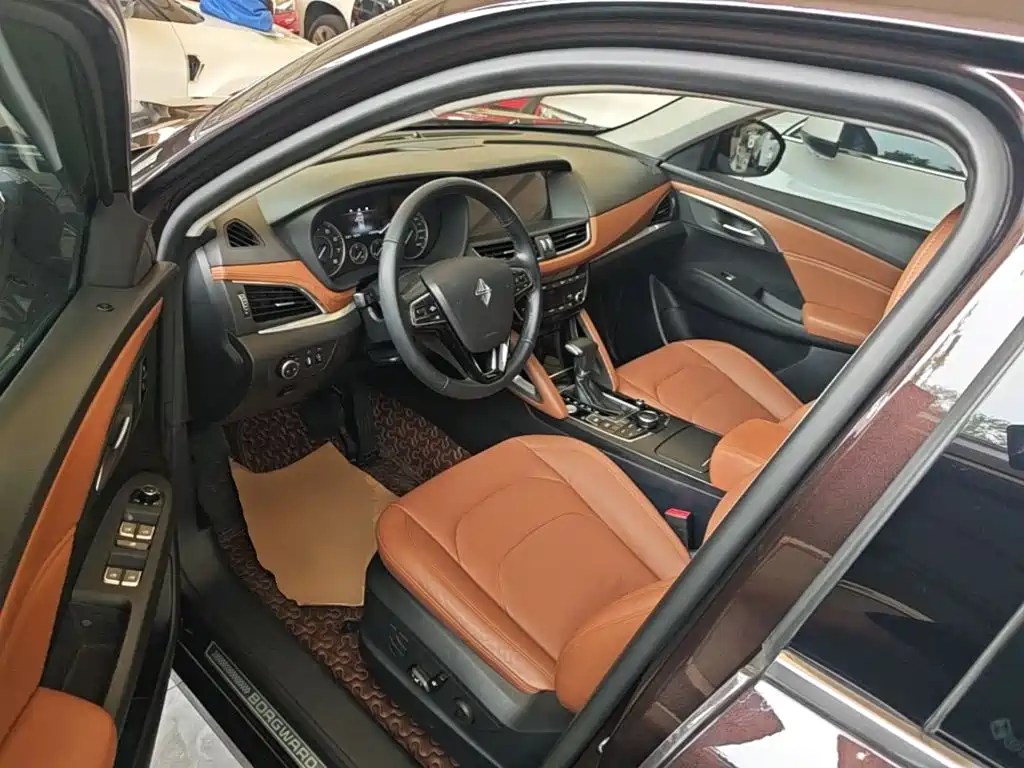 Borgward BX7 2017 2016 28T 4WD Luxury 7-seater
