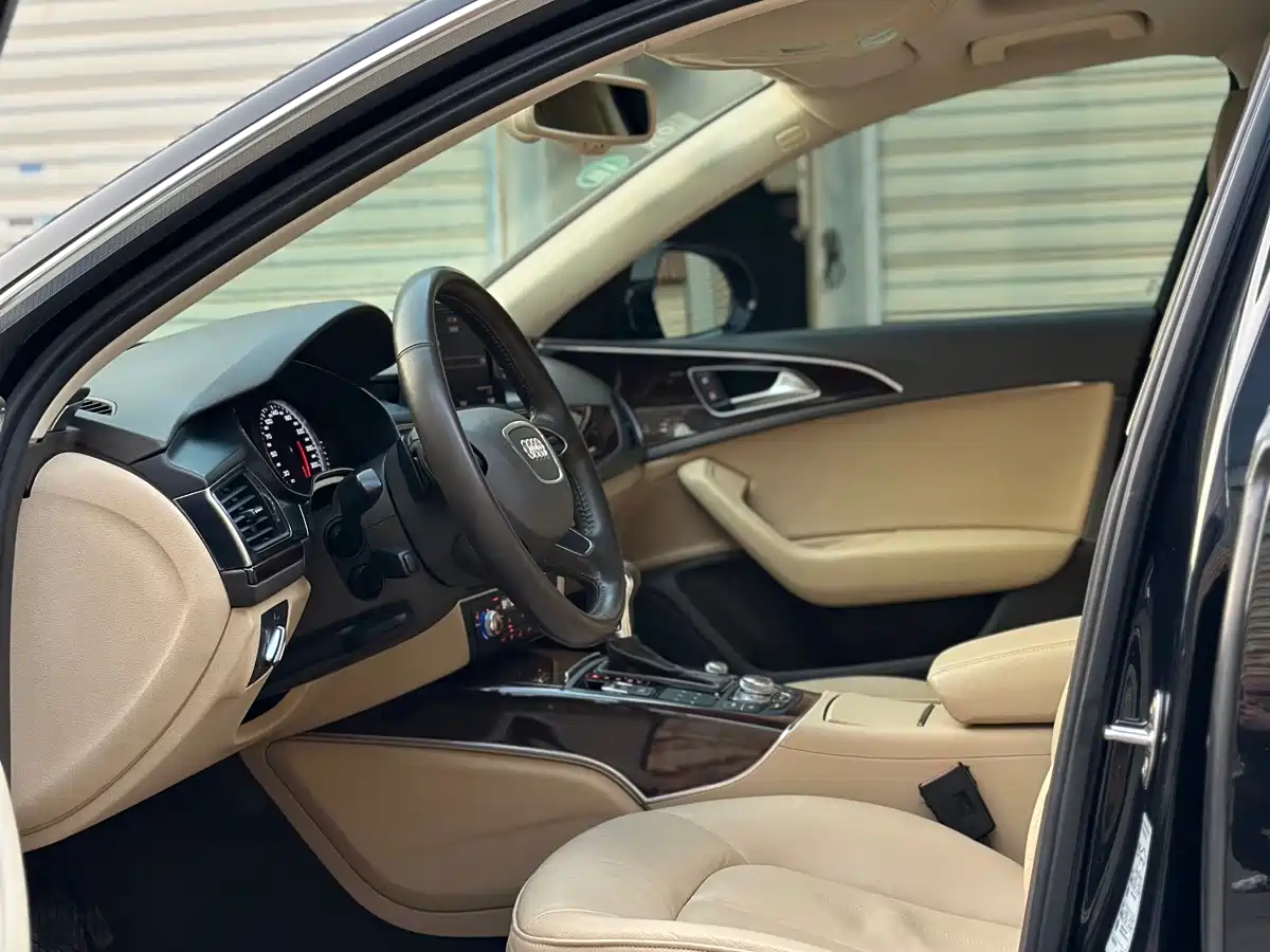 Audi A6L 2012 30 FSI Comfort фото 11