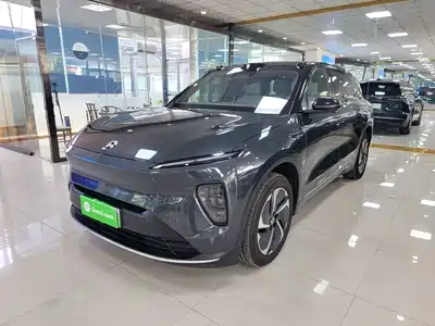 NIO ES8