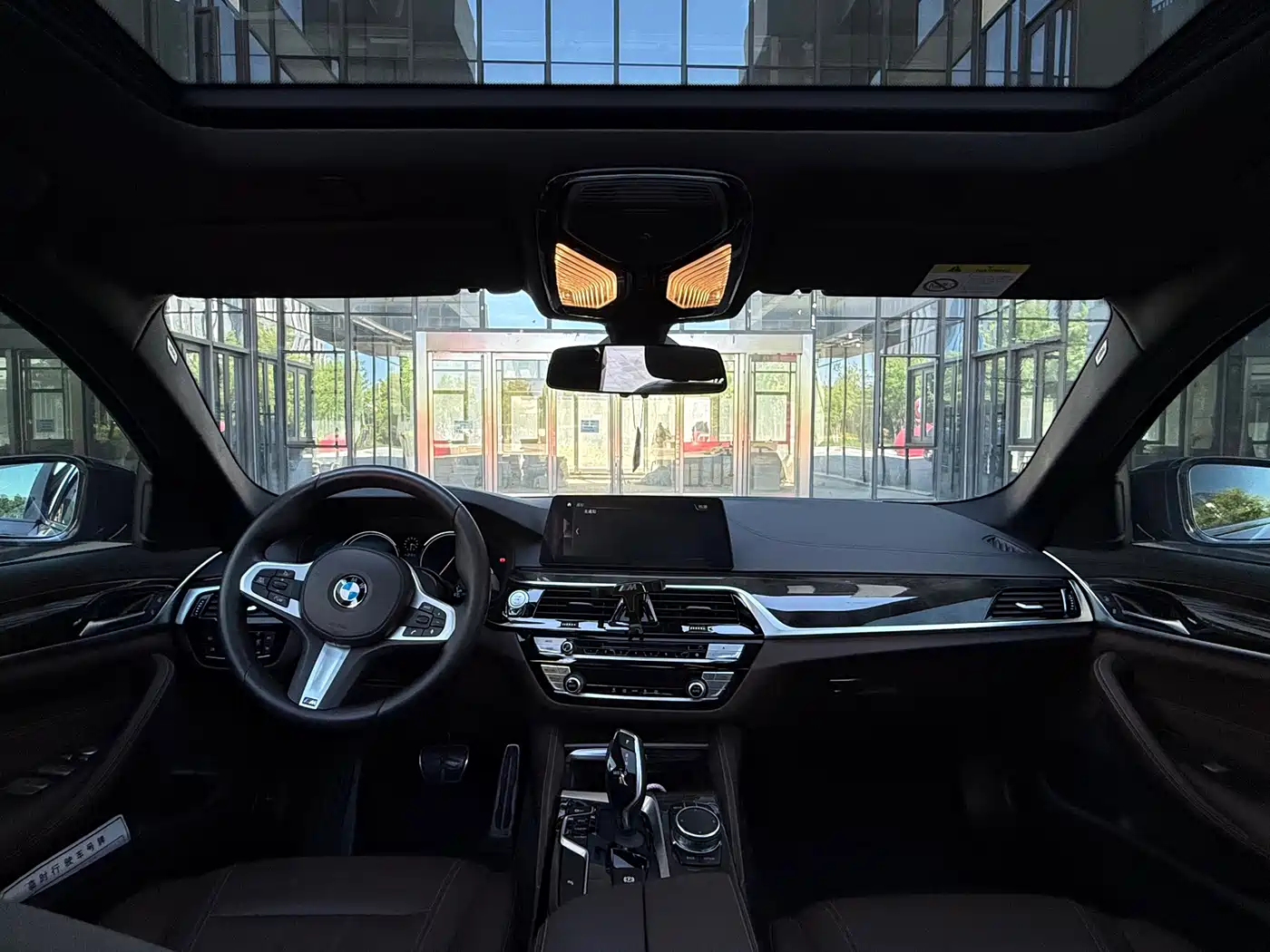 BMW 5 Series 2018 525Li M Sport Package фото 7