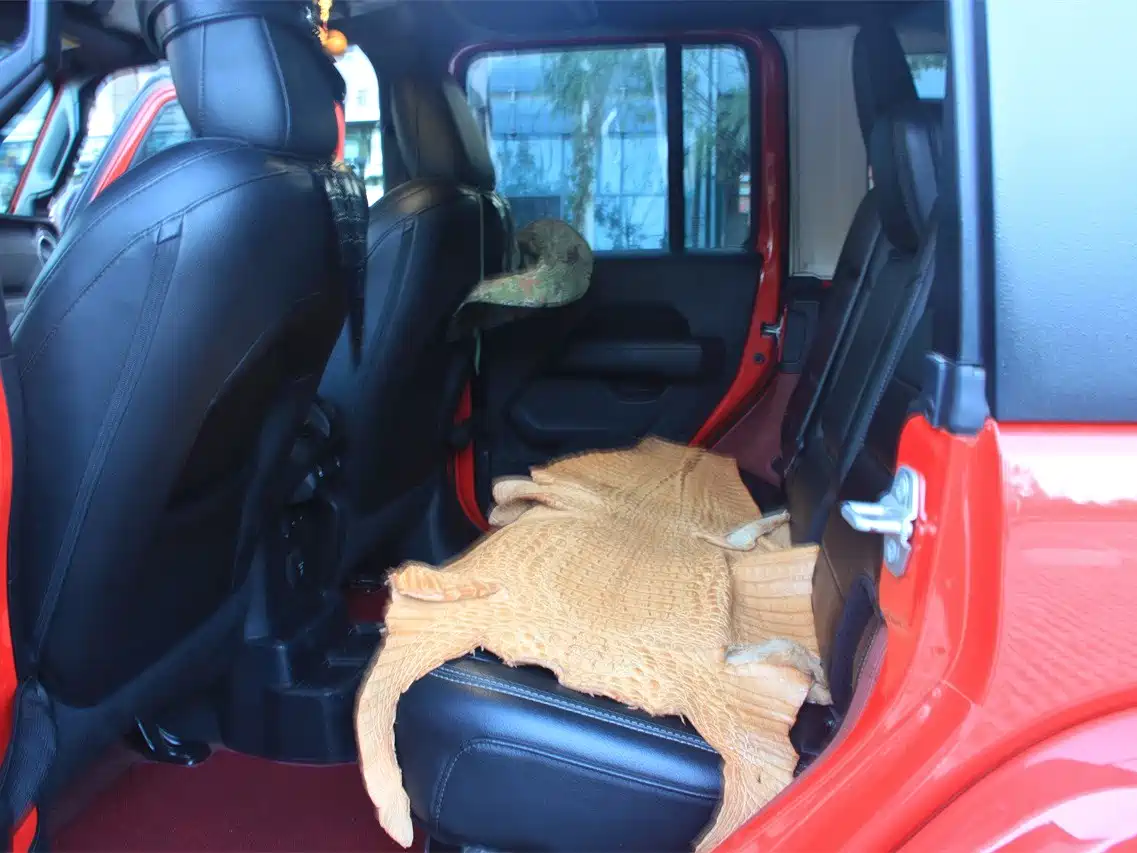 Фото 5 - Jeep Wrangler