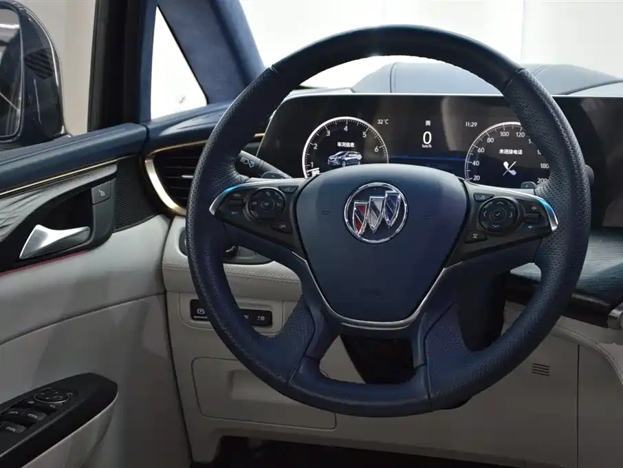 Buick GL8 2022 Avenir 4-Seater Prestige Edition фото 16