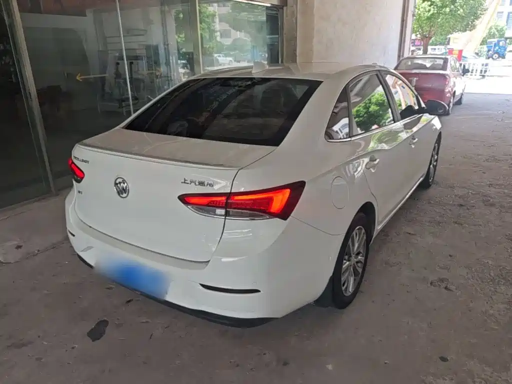 Photo 7 - Buick Excelle