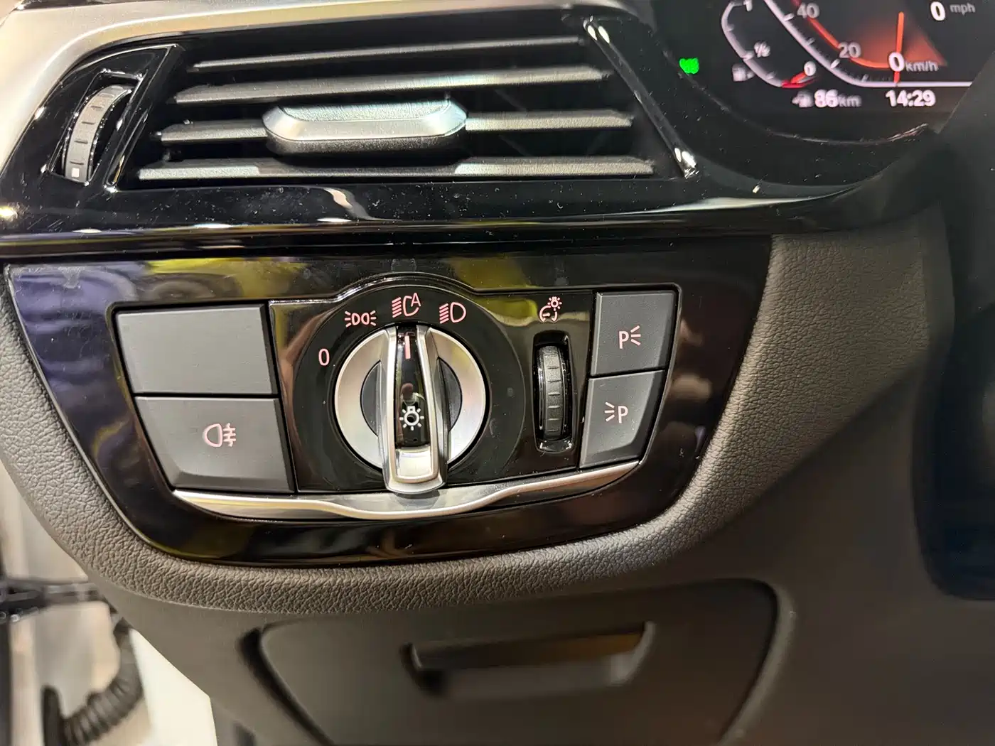 BMW 5 Series 2020 525Li M Sport Package фото 13