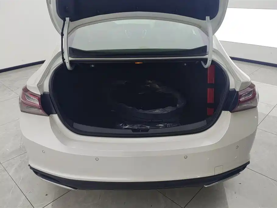 Chevrolet Malibu XL 2023 1.5T RS Edition фото 4