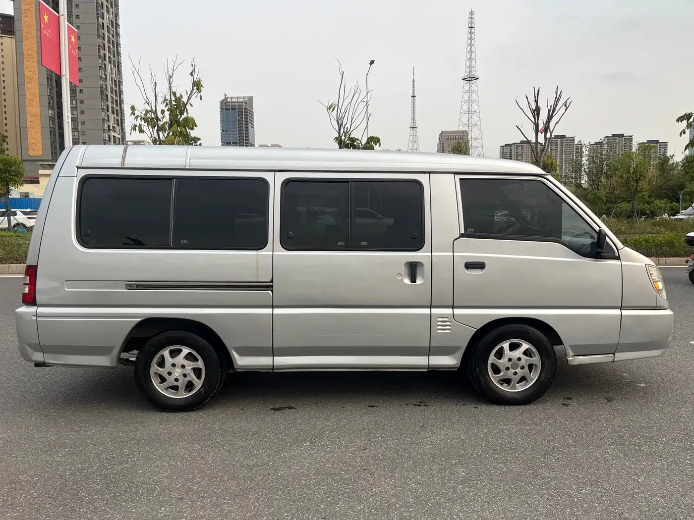 Soueast Delica 2014 2.0L New Pioneer Utility фото 4