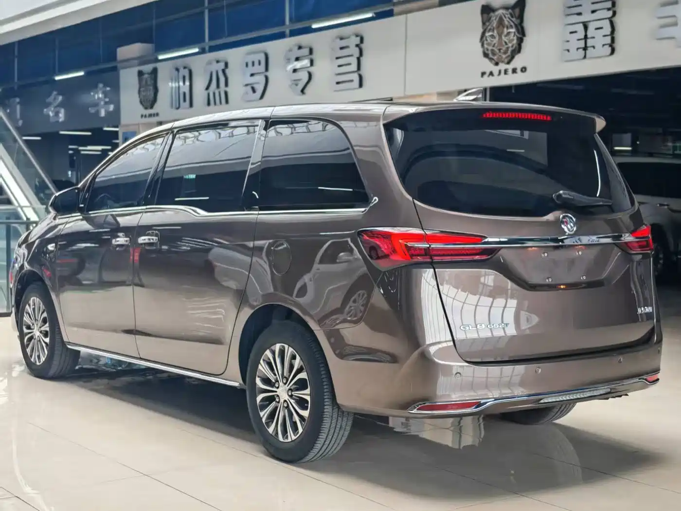 BUICK GL8