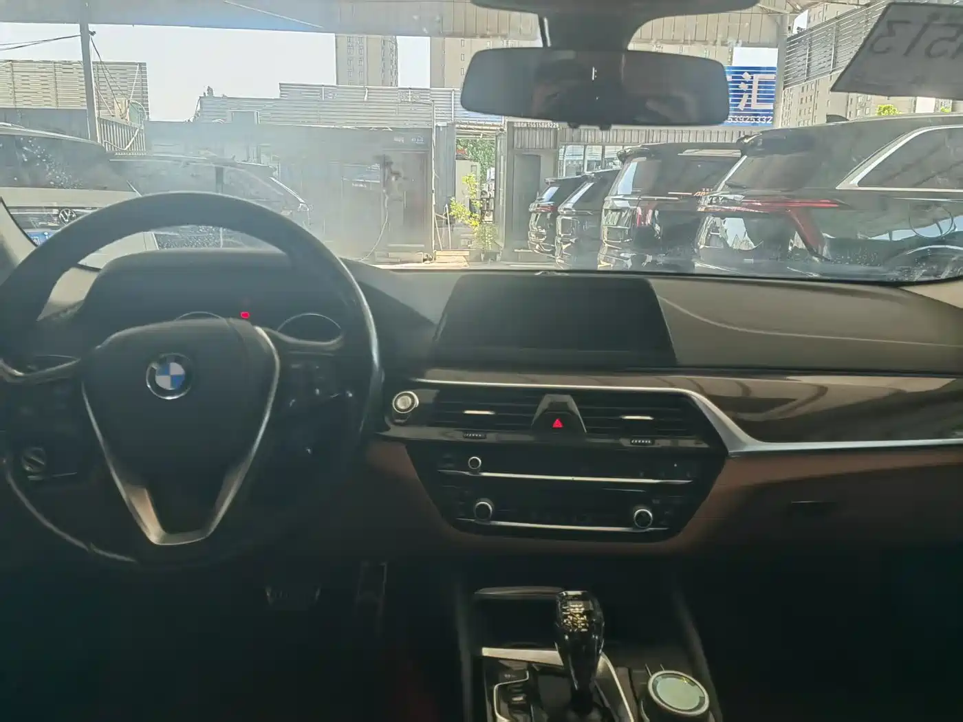 BMW 5 Series 2018 528Li Launch Special Edition фото 9