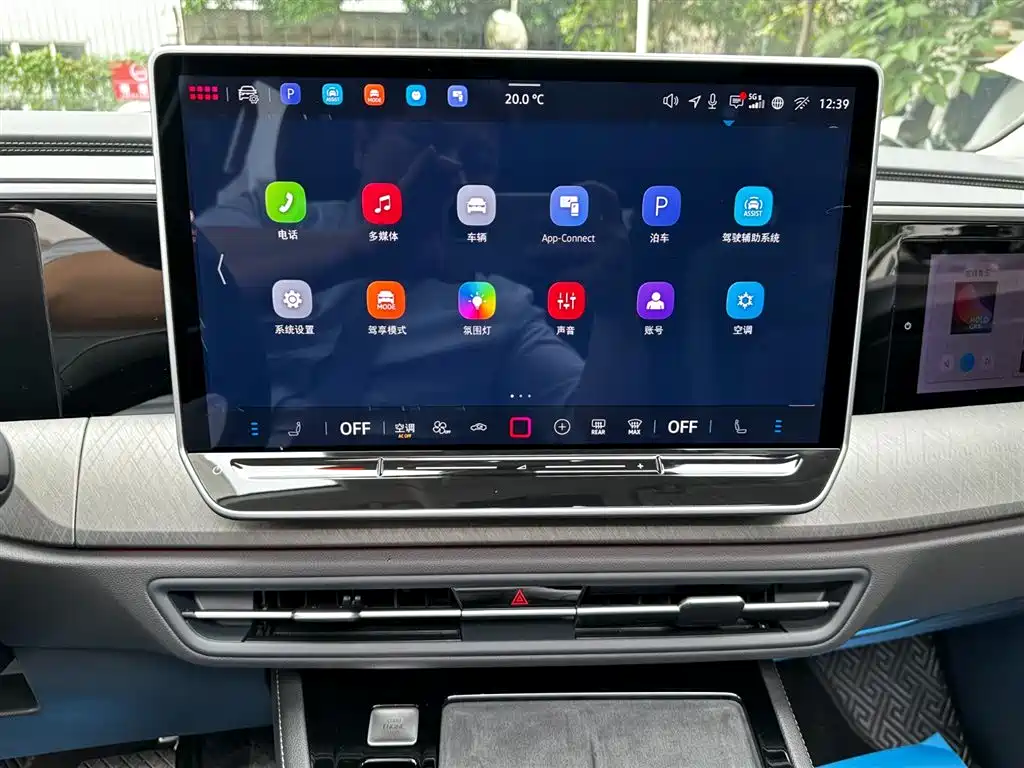 Volkswagen Talagon 2025 450TSI R-Line 6-Seater фото 11