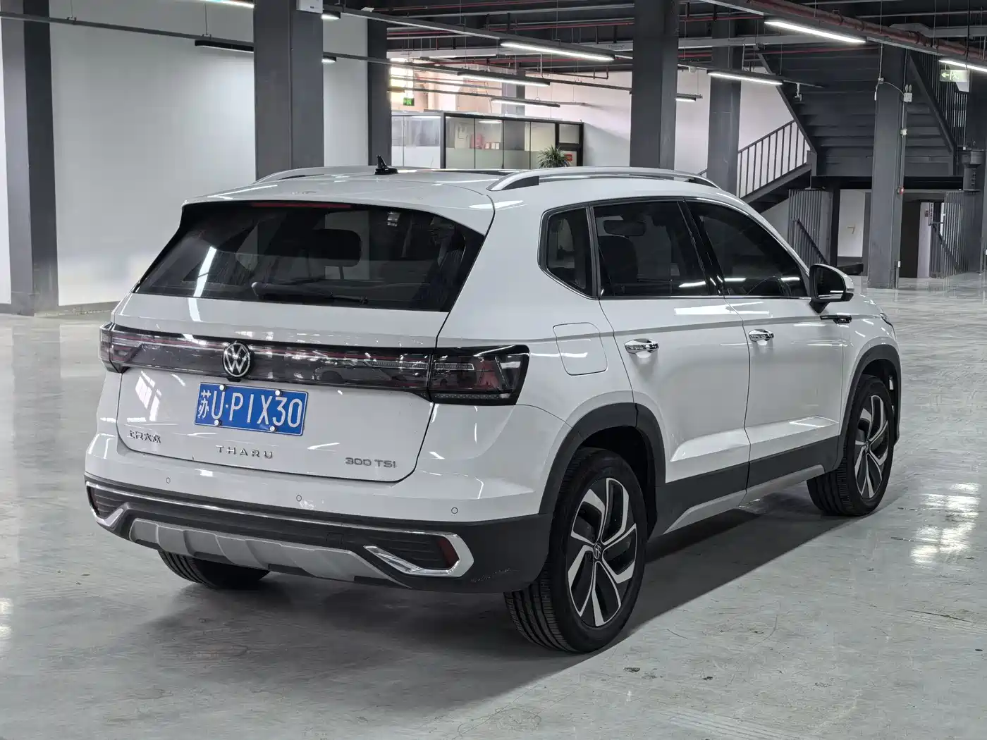 Volkswagen Tharu 2024 300TSI 2WD Full Moon Edition фото 5