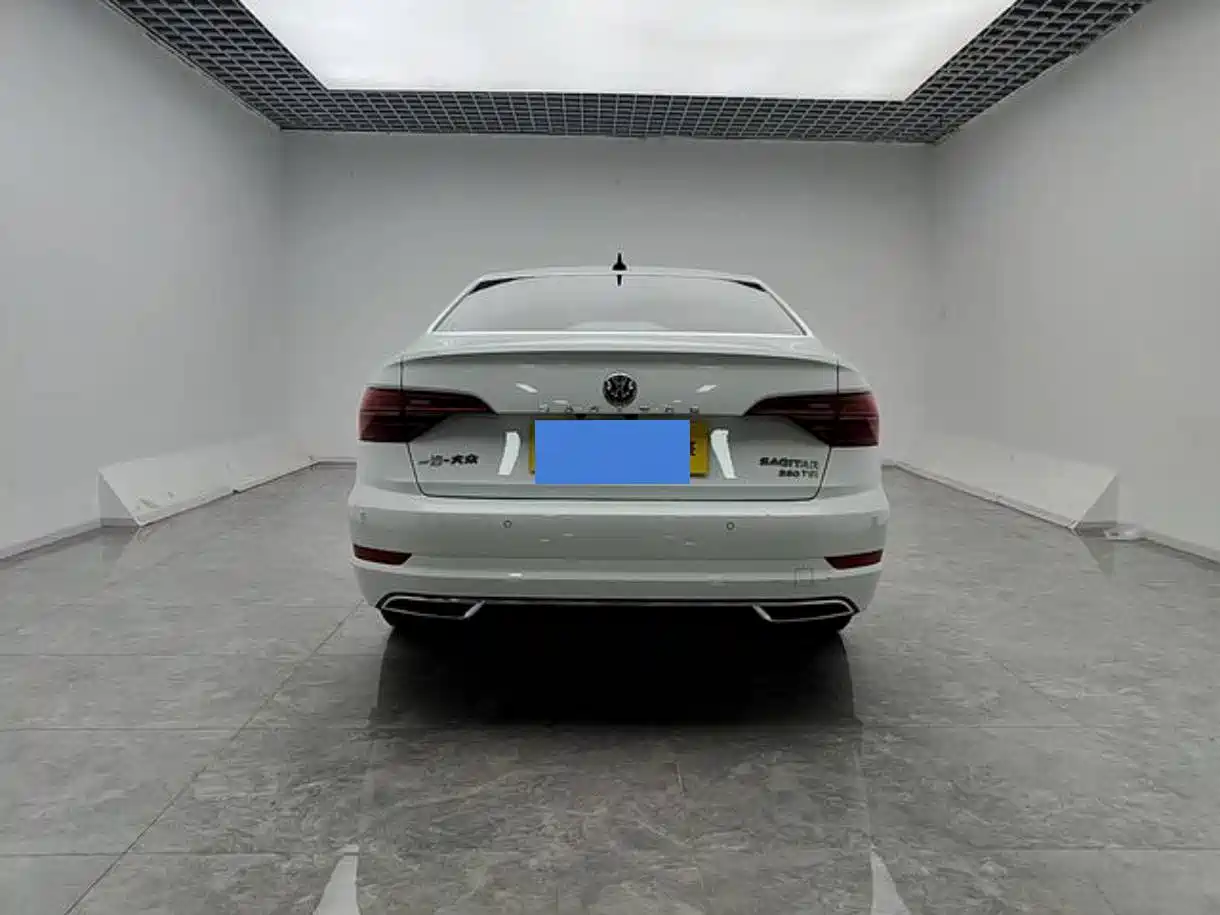 Volkswagen Sagitar 2022 280TSI DSG Surpassing Edition фото 6