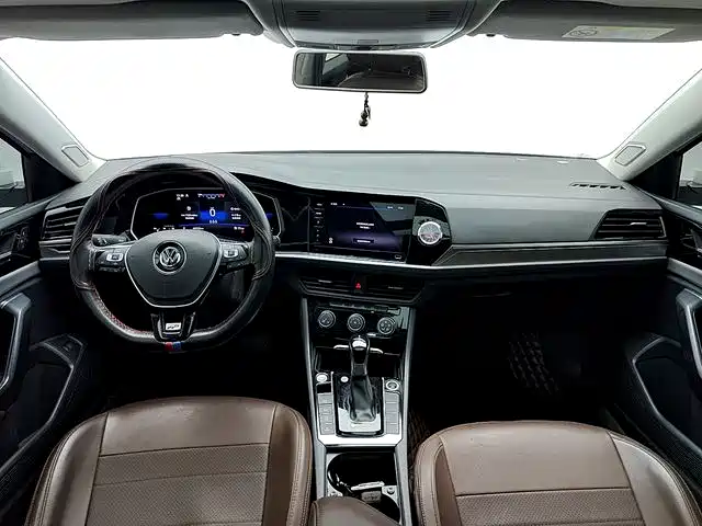 Volkswagen Sagitar 2022 280TSI DSG Surpassing Edition фото 7