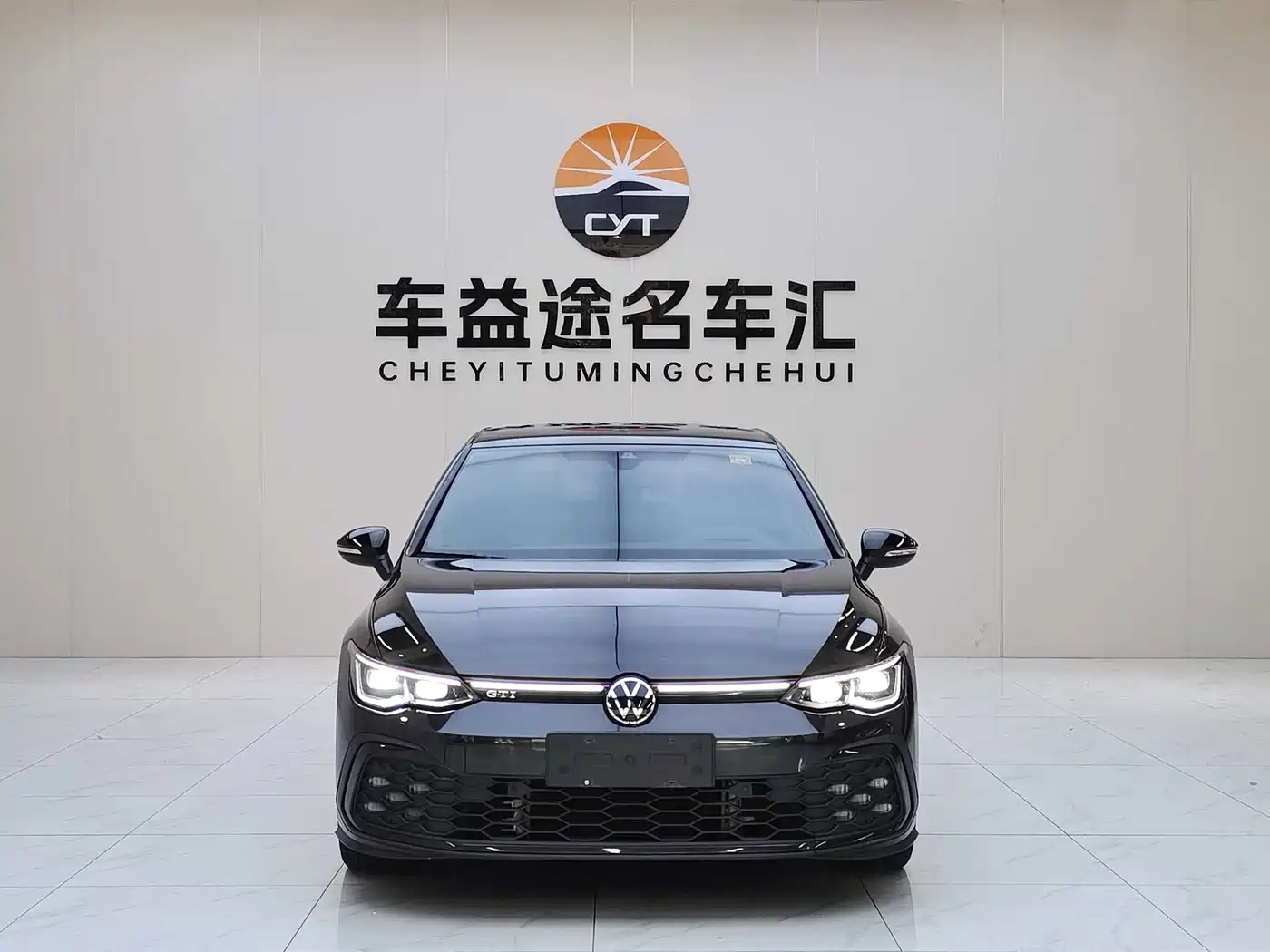 Volkswagen Golf GTI 2021 380TSI DSG GTI фото 2