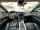Фото 9 - Lynk & Co 01