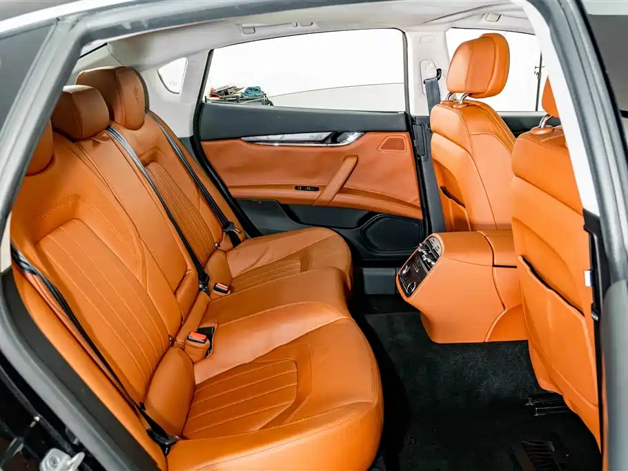 Maserati Quattroporte 2015 2013 3.0T Standard
