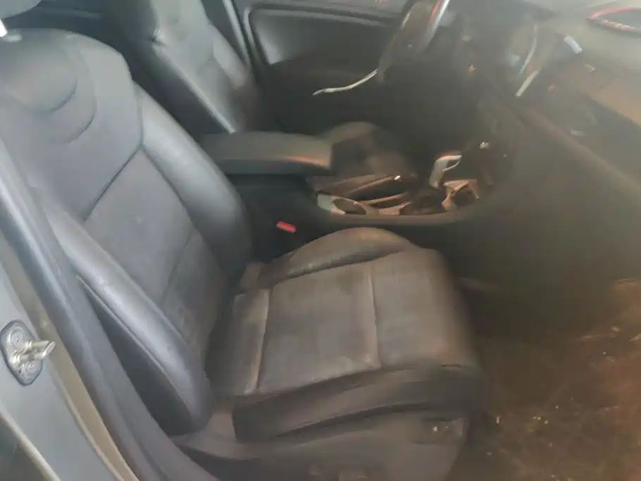 صورة 8 - Citroën C5