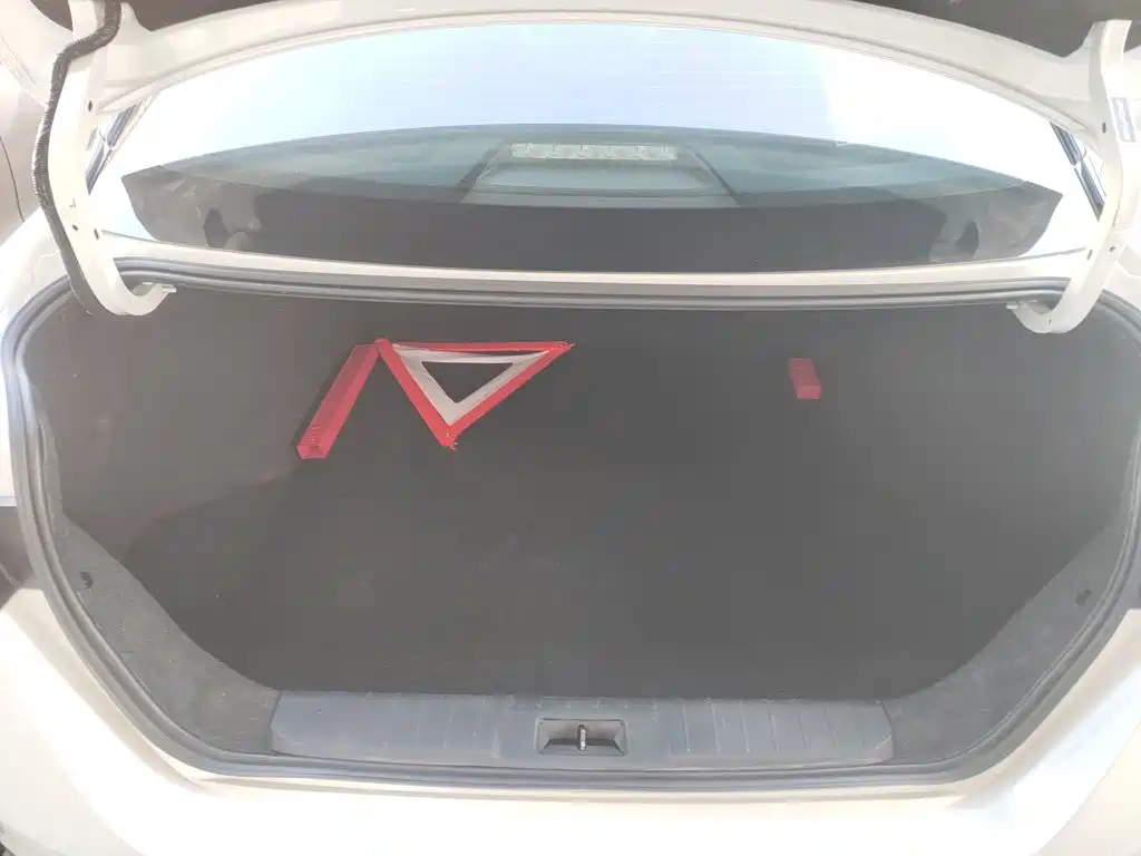 Nissan SYLPHY, миниатюра 16