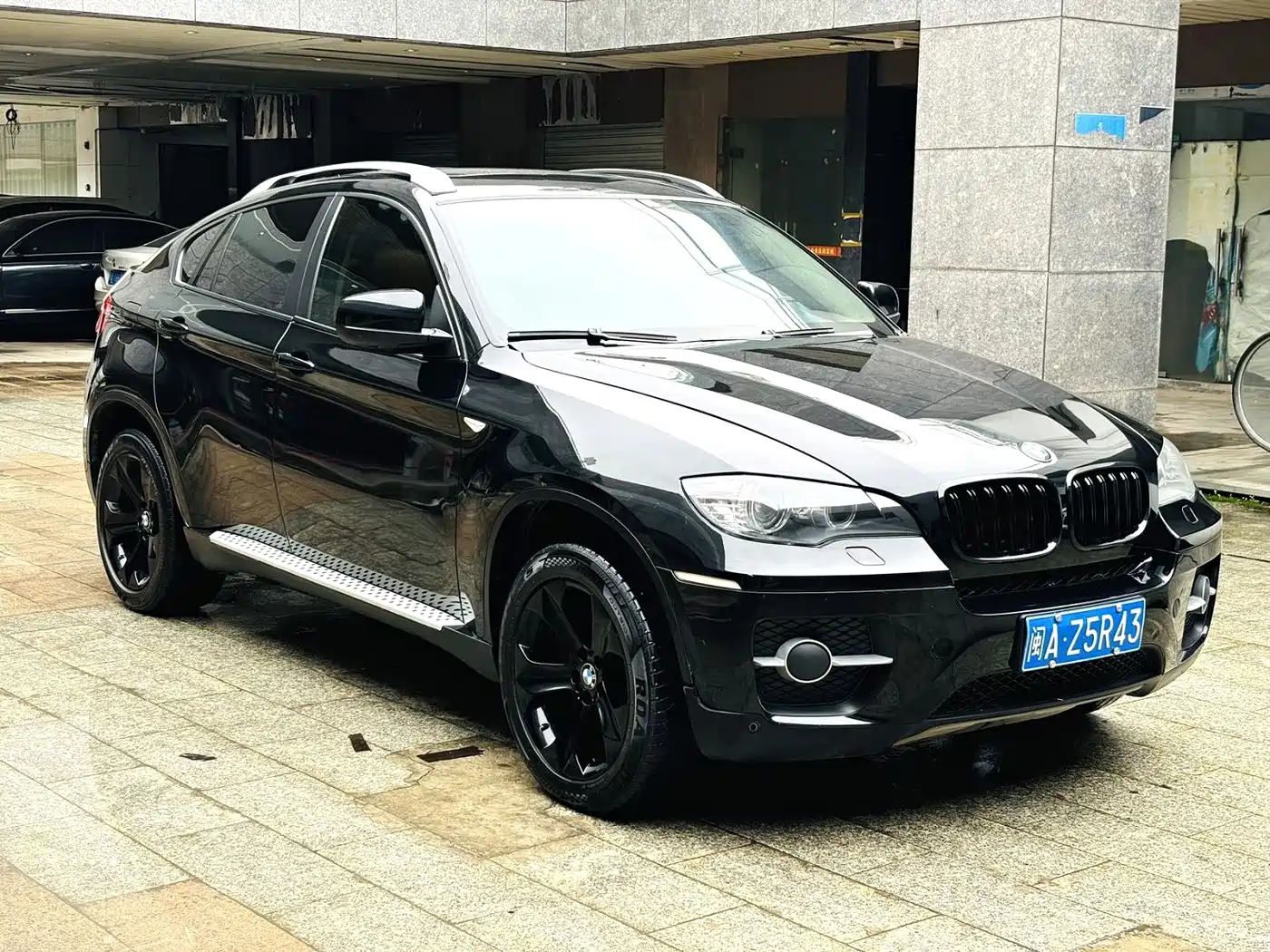 Photo 6 - BMW X6