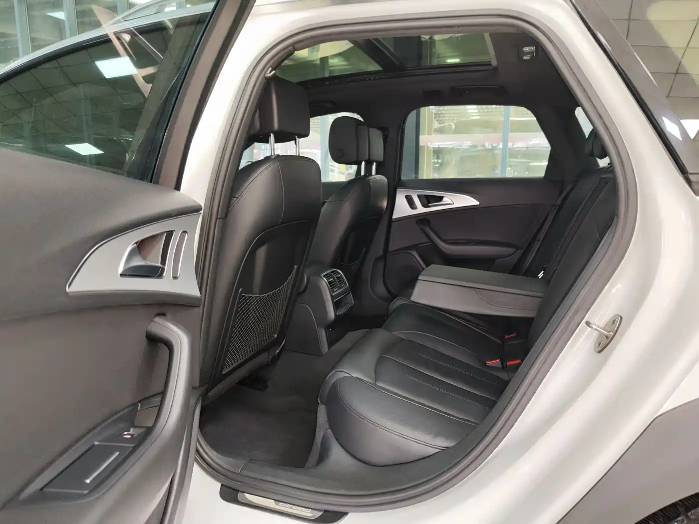 Audi A6 (Import) 2017 3.0T allroad quattro фото 8