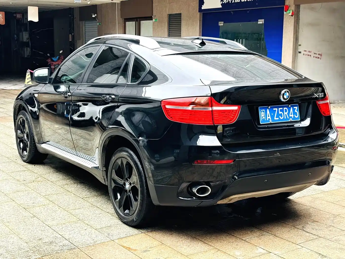 Photo 8 - BMW X6