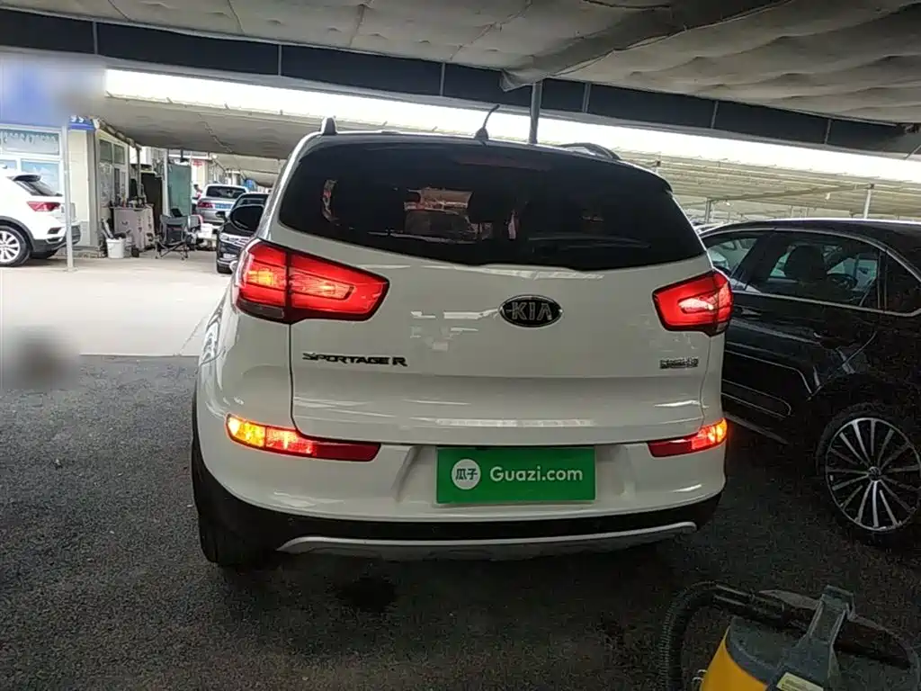 Kia Sportage 2016 2.0L Automatic 2WD GL фото 6