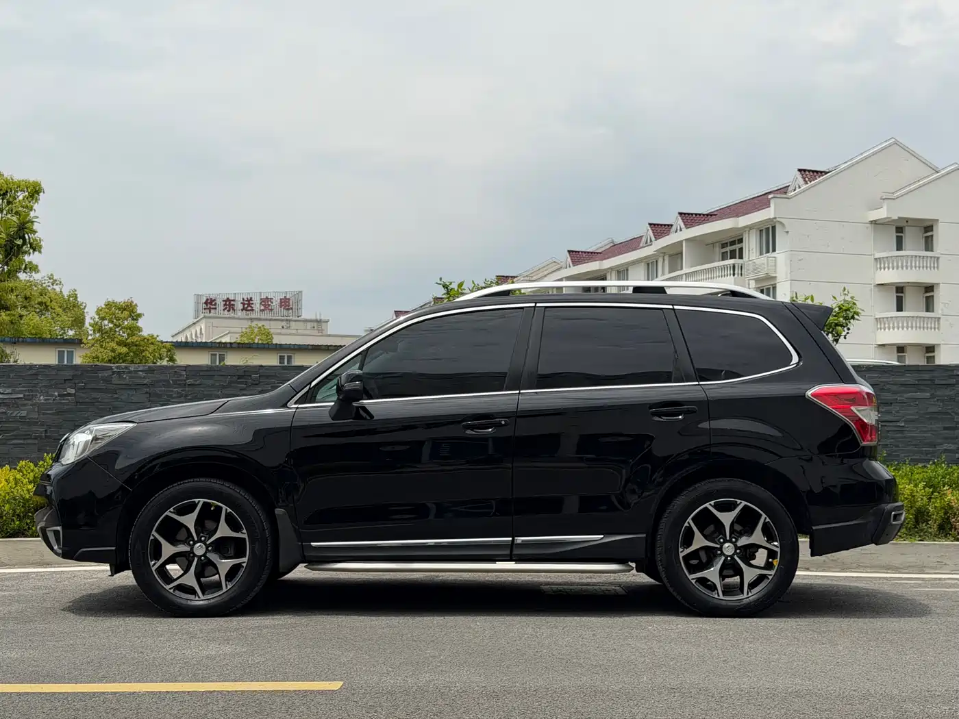 Subaru Forester 2013 2.5i Automatic Premium Edition фото 4