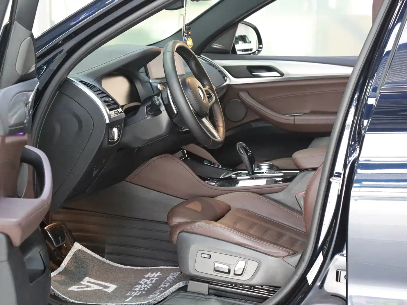 BMW X4 2021 xDrive 25i M Sport Glorious Night Package фото 8