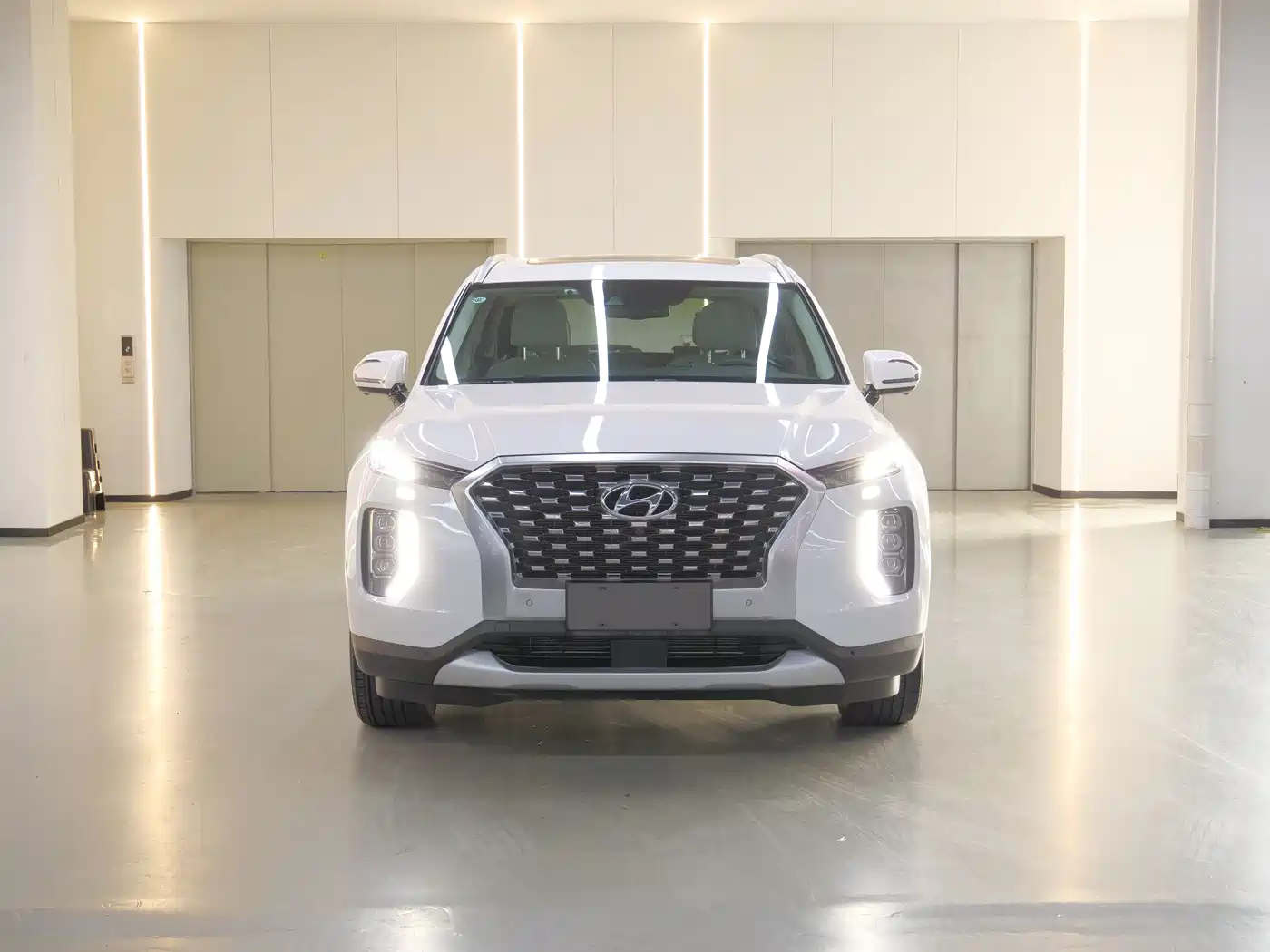 Hyundai Palisade 2021 3.5L Automatic 4WD GLS фото 2