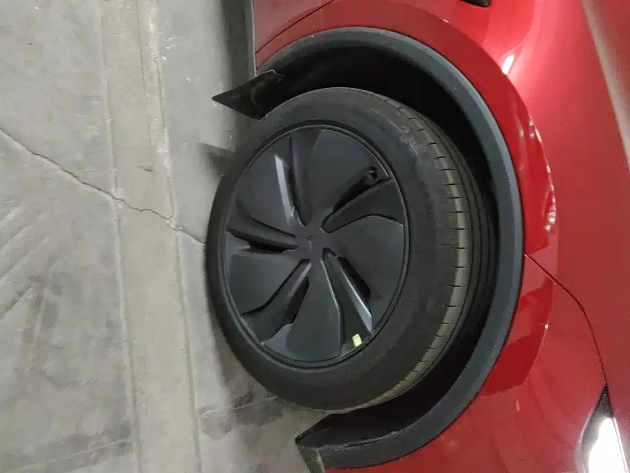 Фото 6 - Tesla Model Y