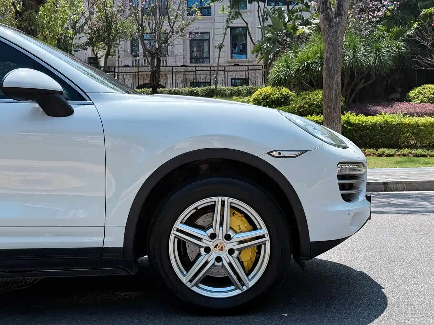 Porsche Cayenne 2014 Cayenne Platinum Edition 3.0T фото 7