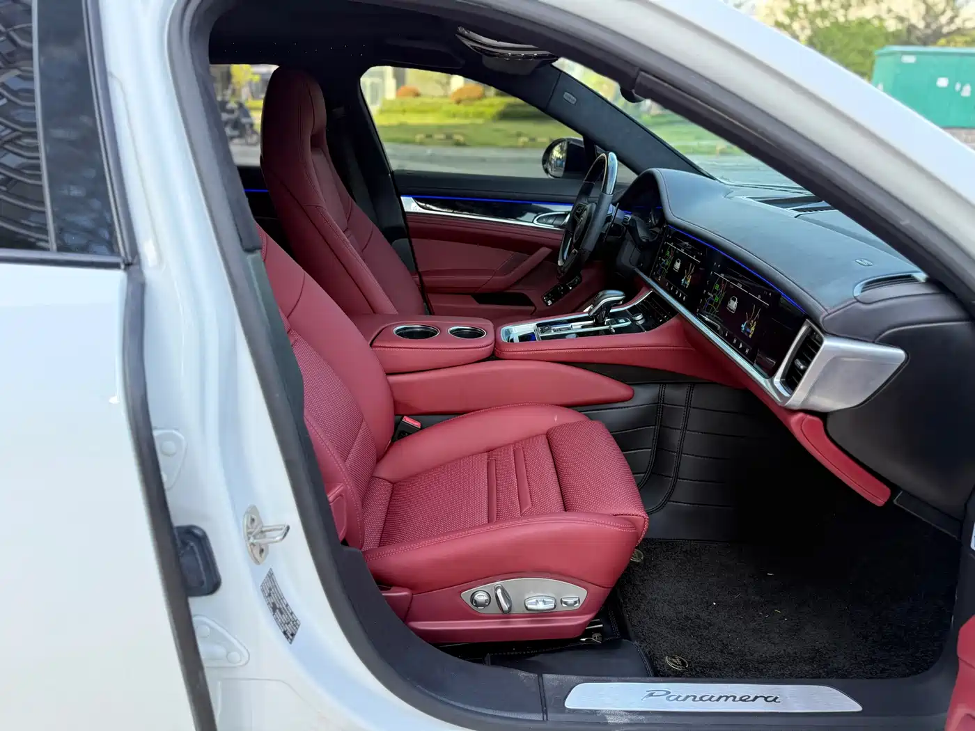 Porsche Panamera 2014 Panamera Executive 3.0T фото 8