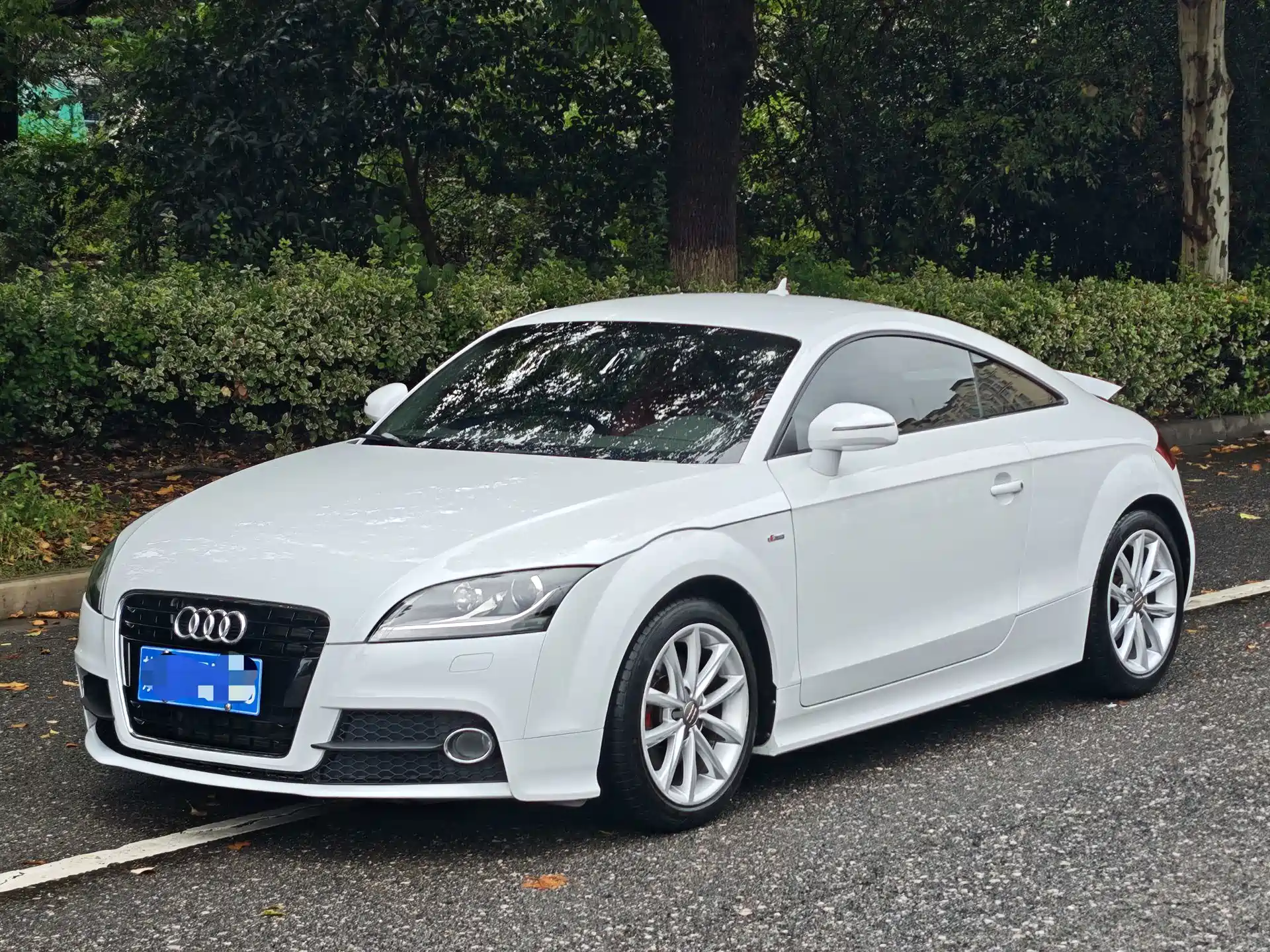 Фото 2 - Audi TT