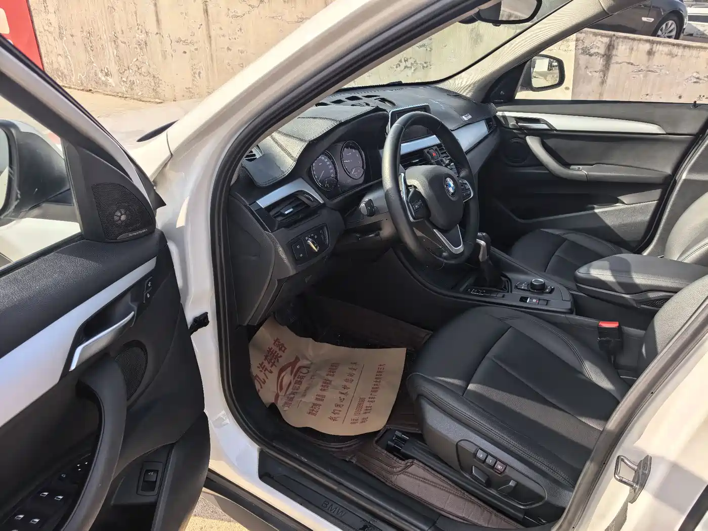 BMW X1 2019 sDrive20Li Leading Model фото 7
