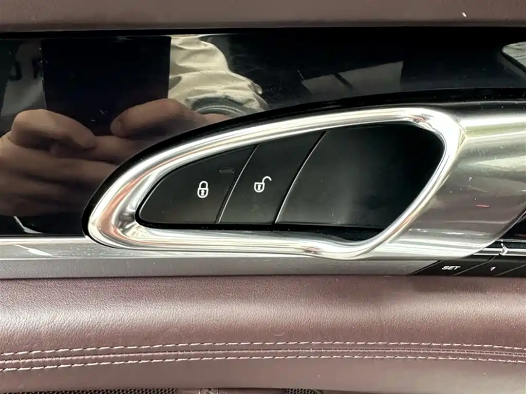Porsche Panamera 2014 Panamera 3.0T фото 7
