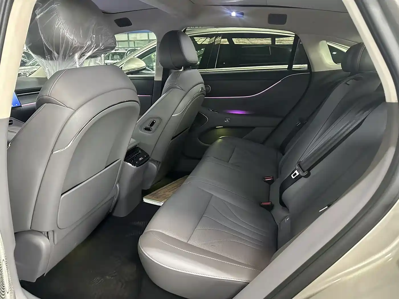 Voyah Auto VOYAH Zhuiguang L 2026 2025 Mid-configuration Model