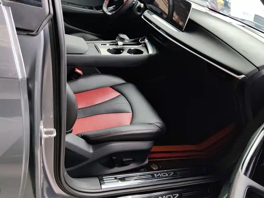 MG MG7 2023 2023 2.0T Automatic Hunting Beauty Luxury Edition