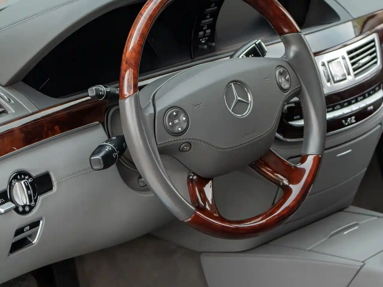 Mercedes-Benz S-Class 2008 Model S 600 L фото 11