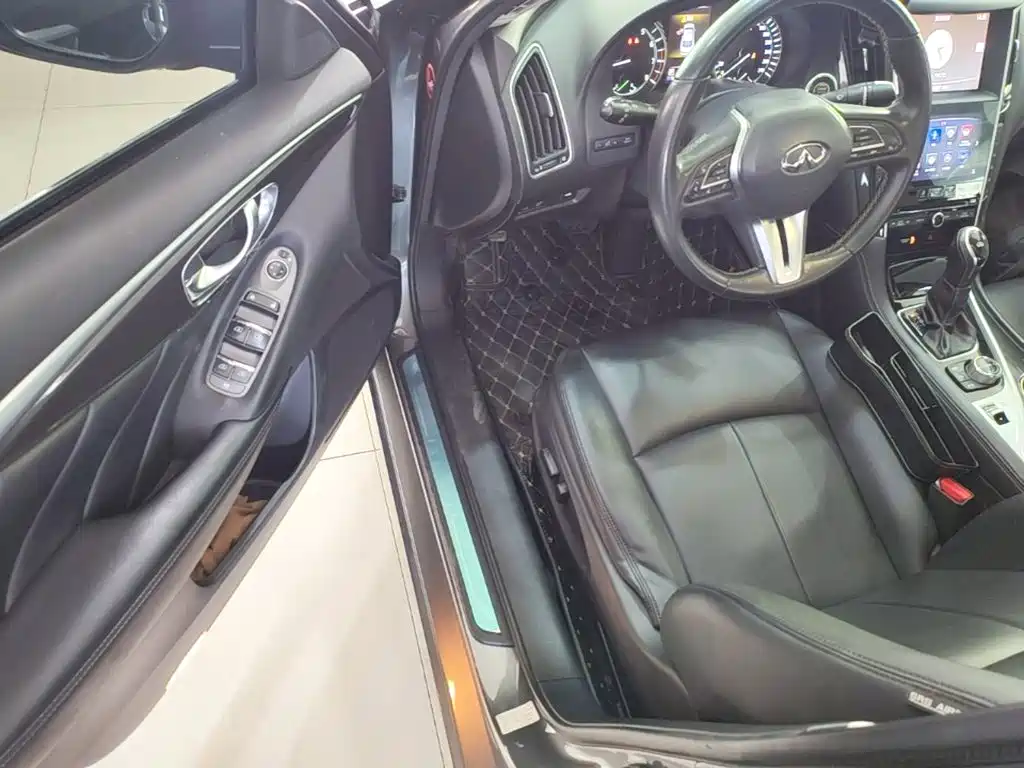 Infiniti Q50L 2020 2018 2.0T Comfort (China VI)