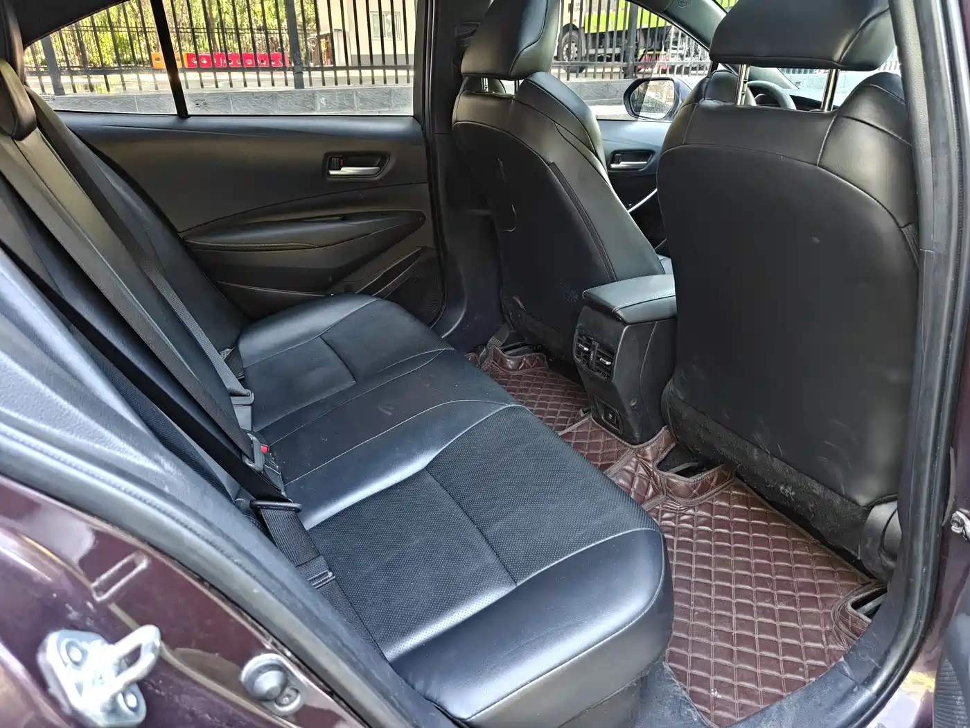 Toyota Levin 2022 Dual Engine 1.8H E-CVT Luxury Edition фото 10