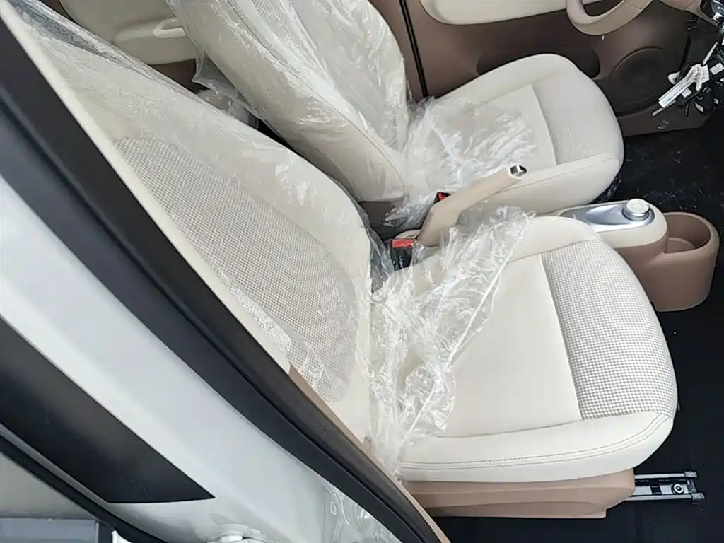 Wuling Motors Hongguang MINIEV 2026 2025 4-Door Advanced