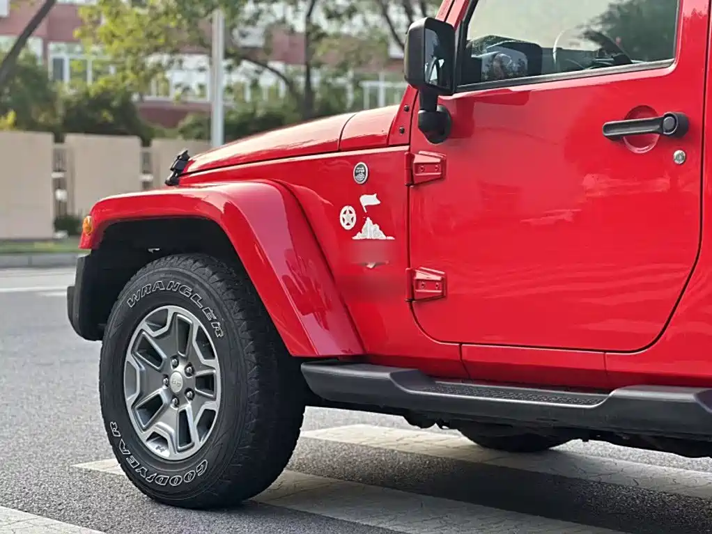صورة 14 - Jeep Wrangler