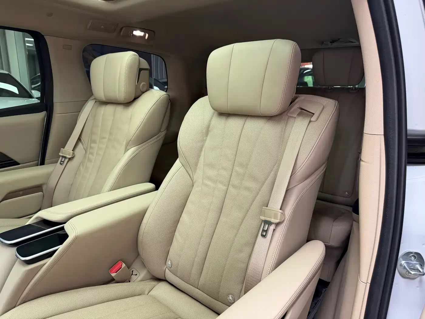 Buick Century 2023 2.0T 7-seater Premium фото 26