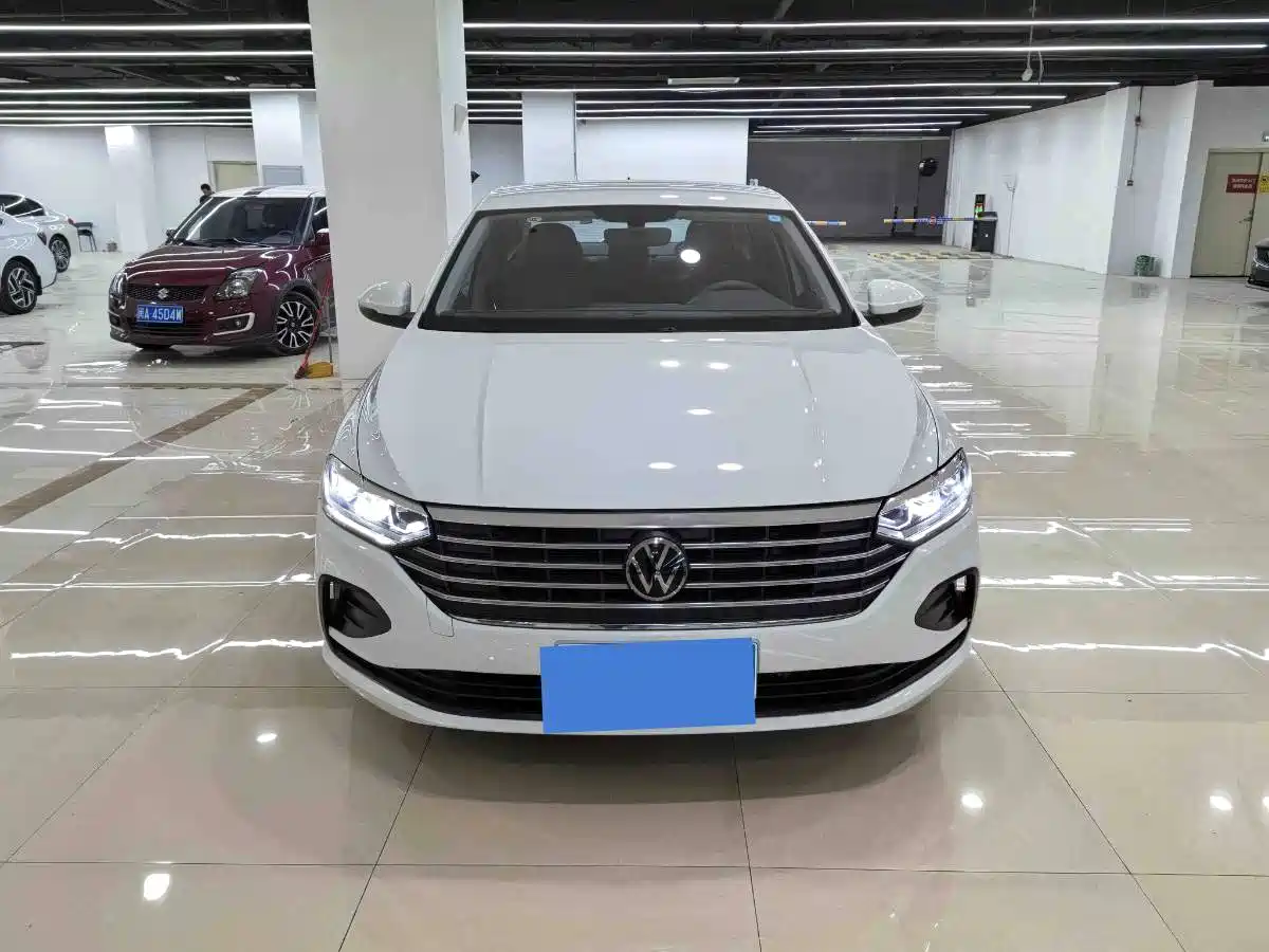 Volkswagen Lavida 2023 Facelift 1.5L Auto Comfort Edition фото 2