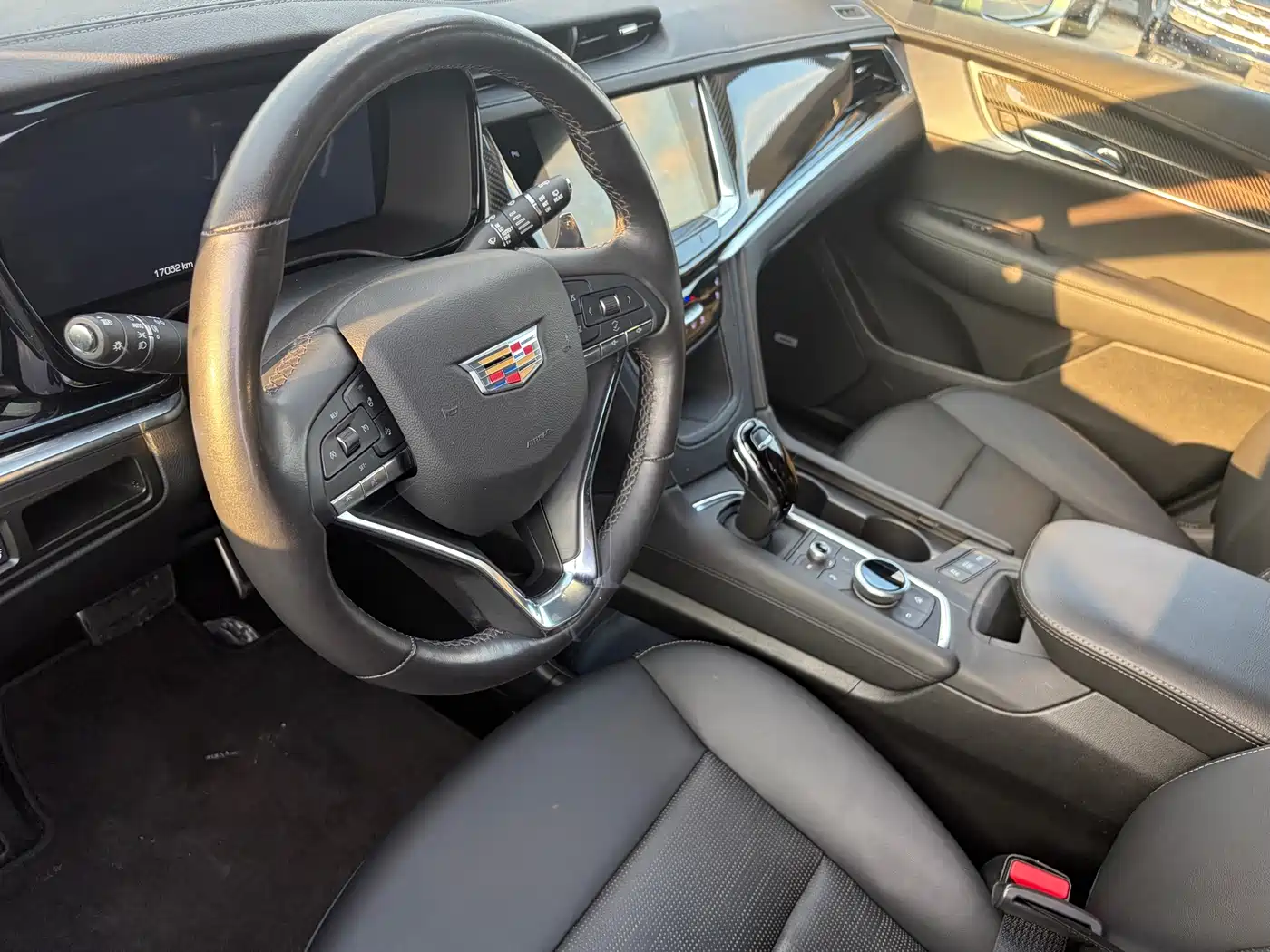 Cadillac XT6 2024 2025 2.0T 6-Seater AWD Platinum Executive Black Label