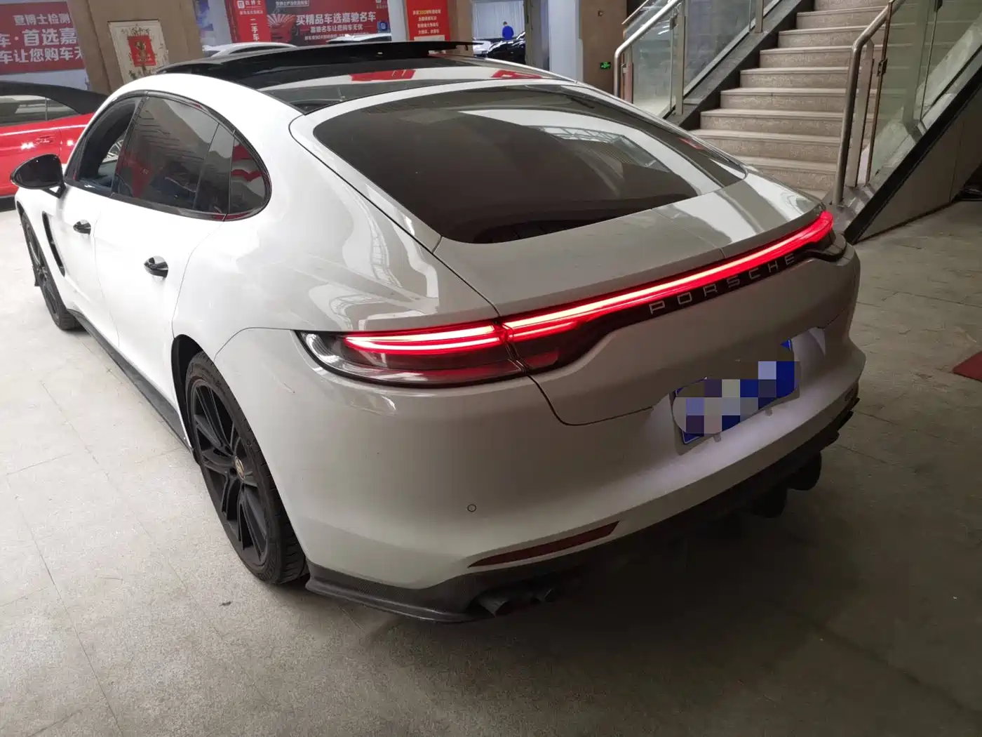 Porsche Panamera 2021 Panamera 4 Executive Long Wheelbase 2.9T фото 9