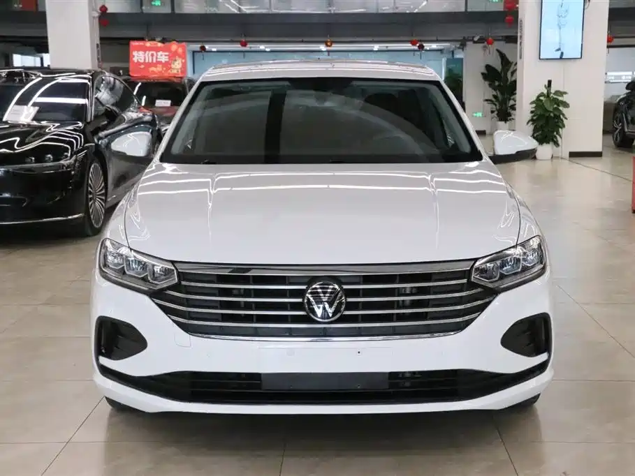 Volkswagen Lavida 2024 Model 1.5L Automatic Delight Edition фото 2