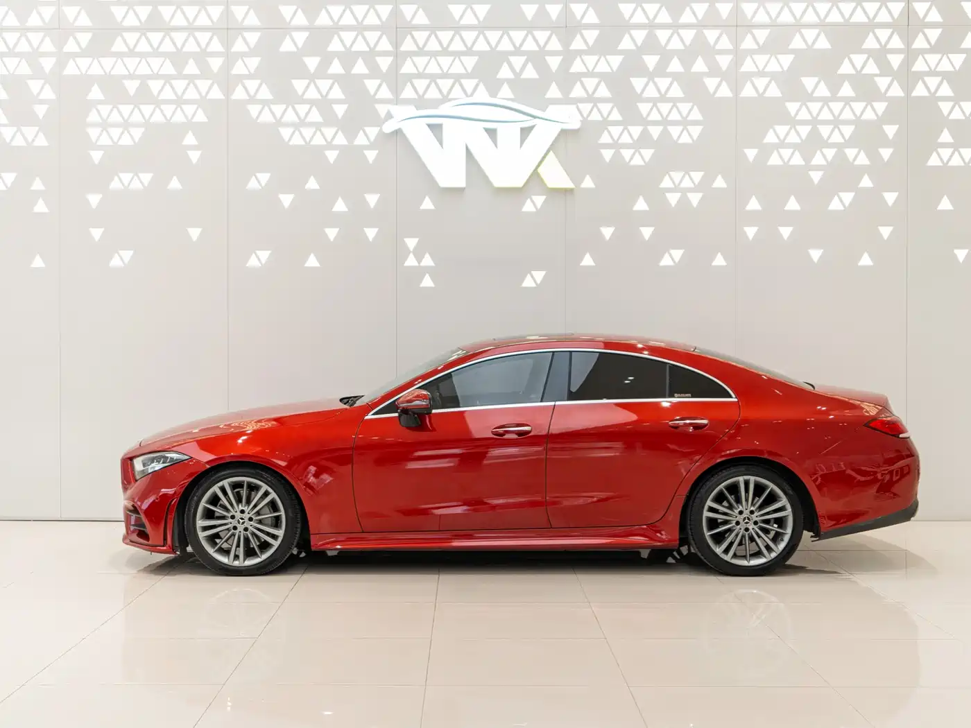 Mercedes-Benz CLS 2018 CLS 300 Luxury фото 3