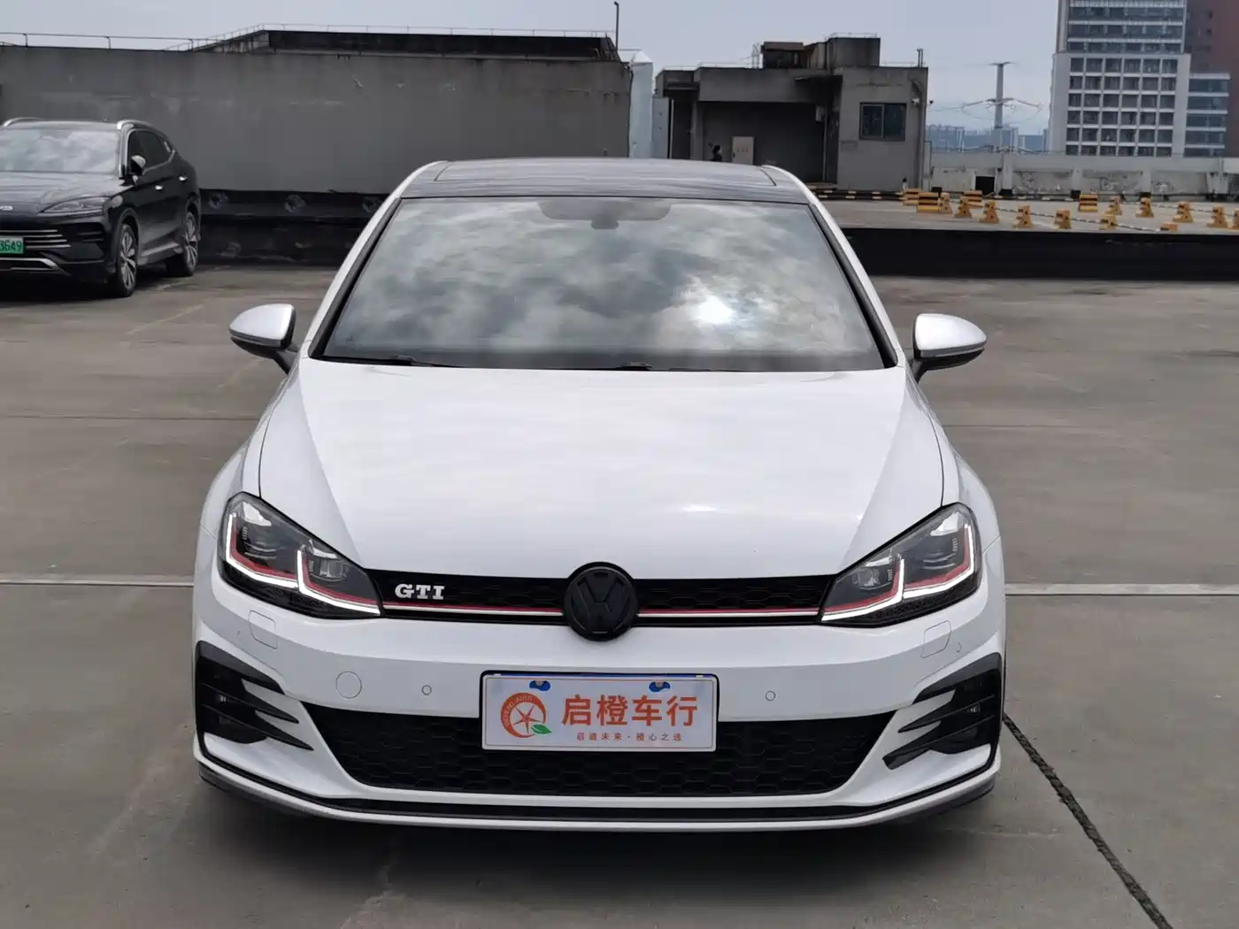 Volkswagen Golf GTI 2019 2.0TSI GTI (China V) фото 2